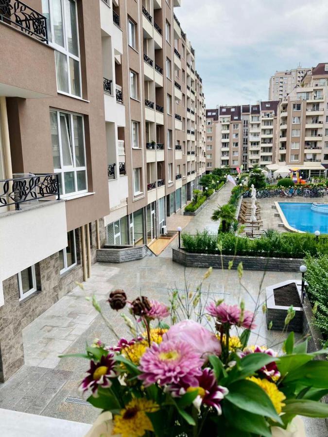 Pearl Apartments Burgas Ngoại thất bức ảnh